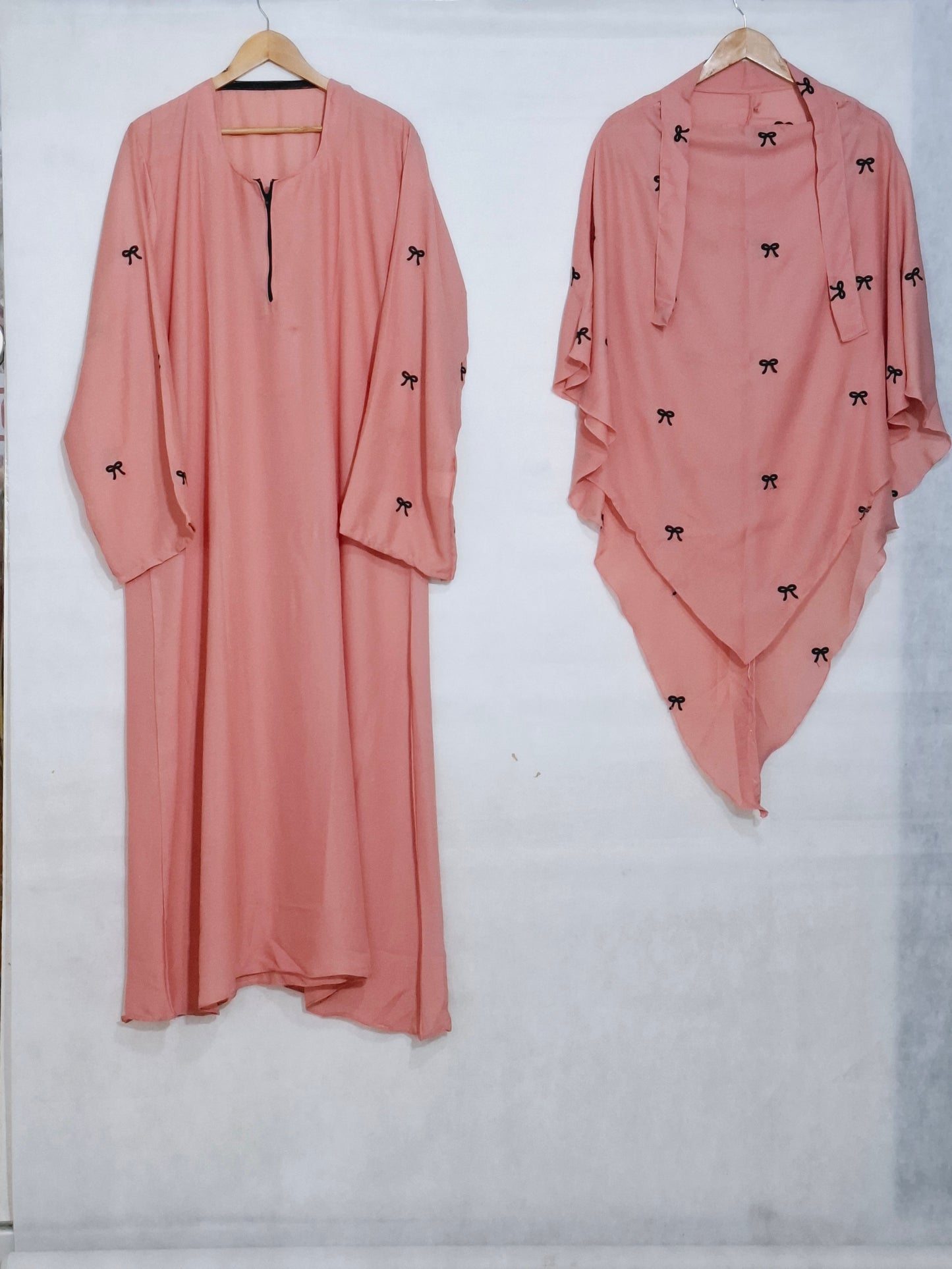 Luxury Bow Embroidered Khimar Abaya – Manjan Dual Jorjjet Fabric