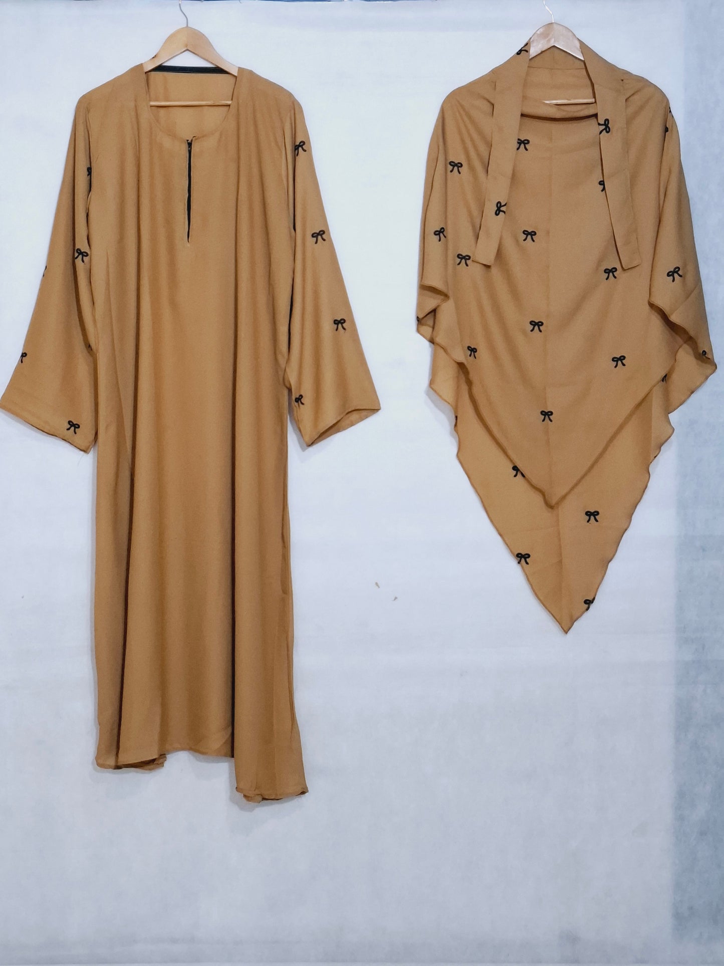 Luxury Bow Embroidered Khimar Abaya – Manjan Dual Jorjjet Fabric