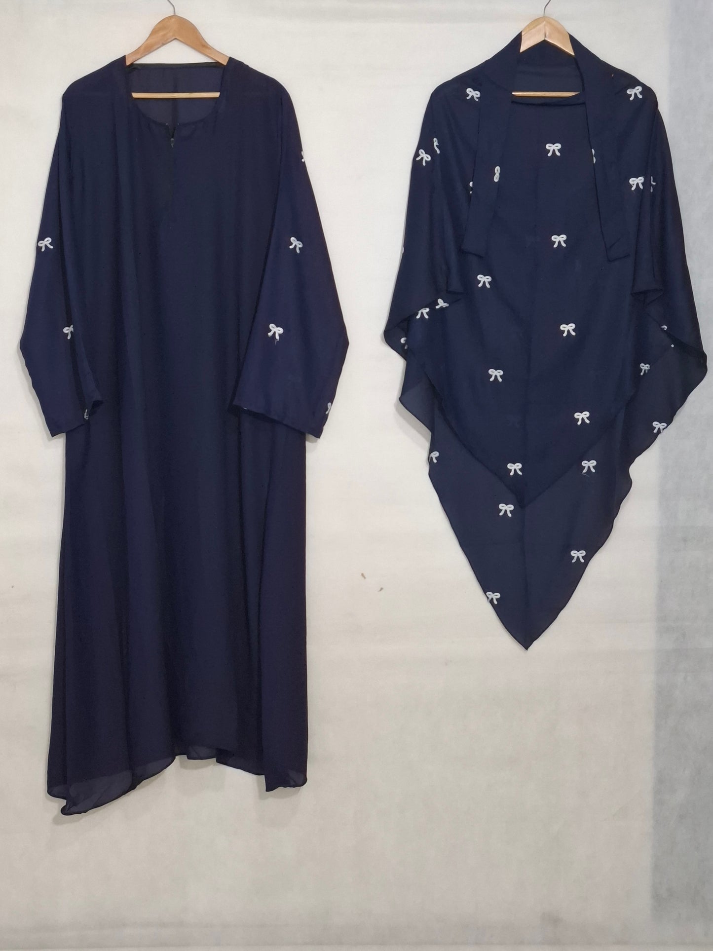 Luxury Bow Embroidered Khimar Abaya – Manjan Dual Jorjjet Fabric