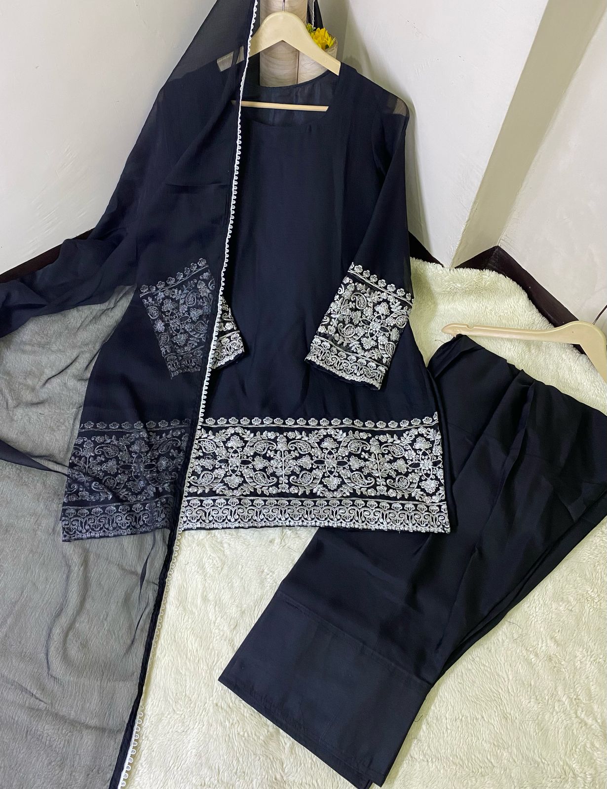 Chiffon Farshi Shalwar