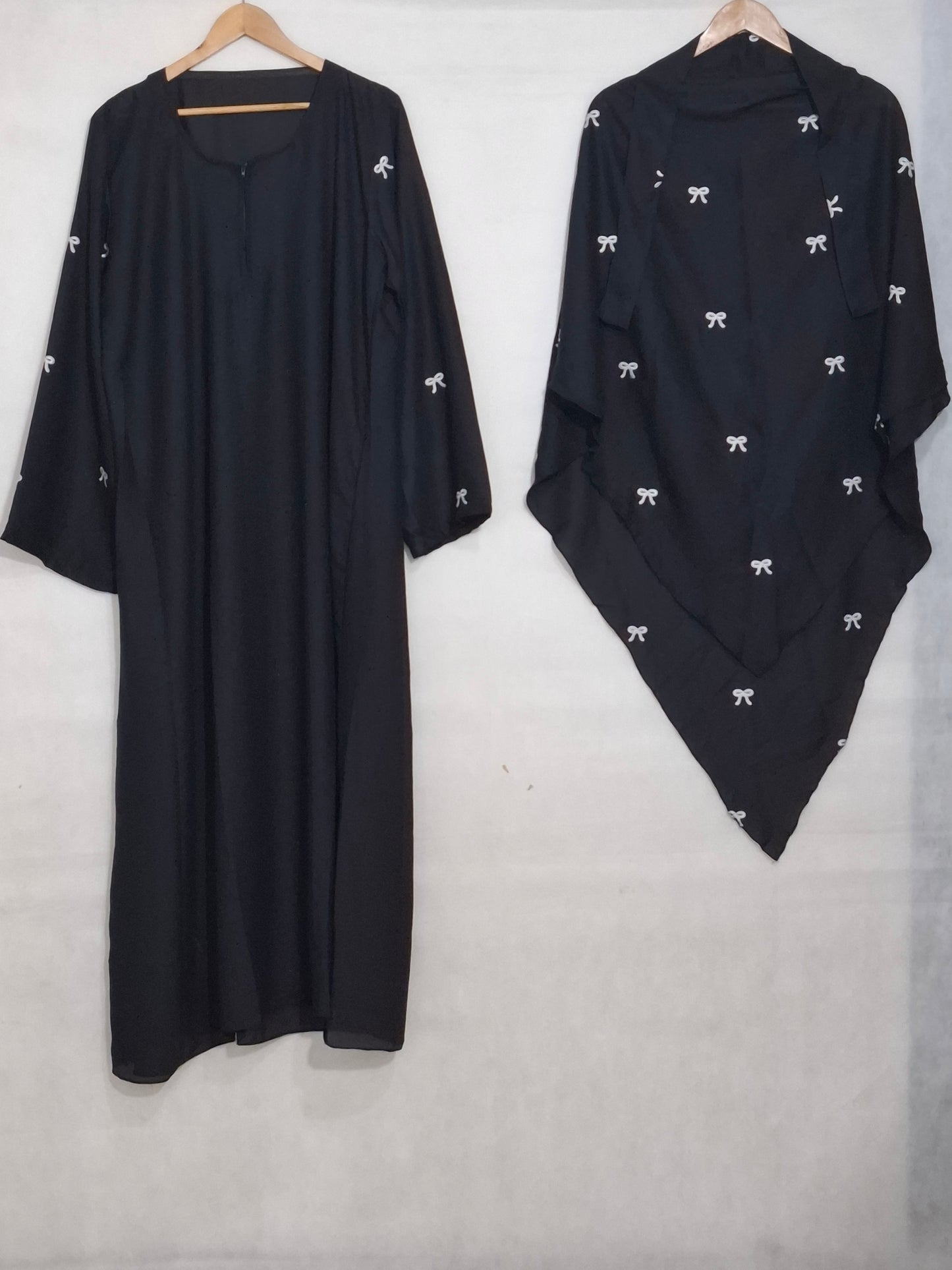 Luxury Bow Embroidered Khimar Abaya – Manjan Dual Jorjjet Fabric