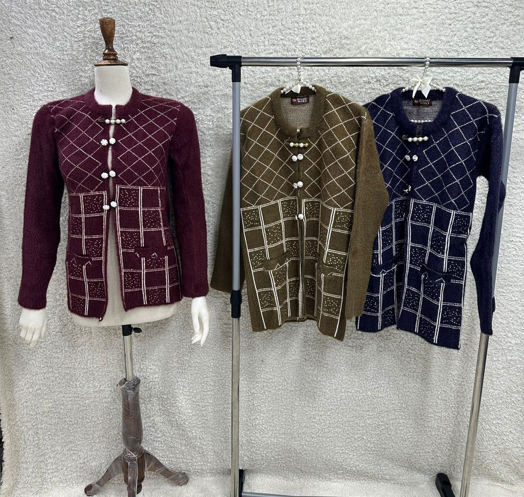 Winter Grace Buttoned