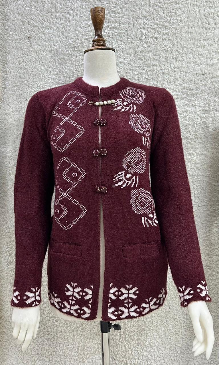 Winter Grace Buttoned