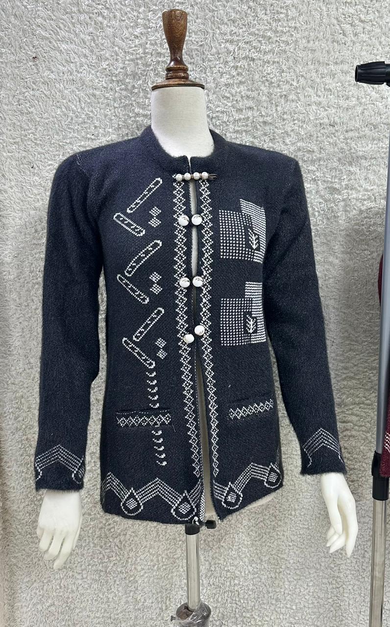 Winter Grace Buttoned