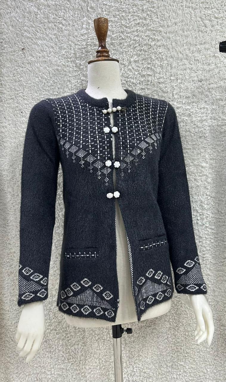 Winter Grace Buttoned