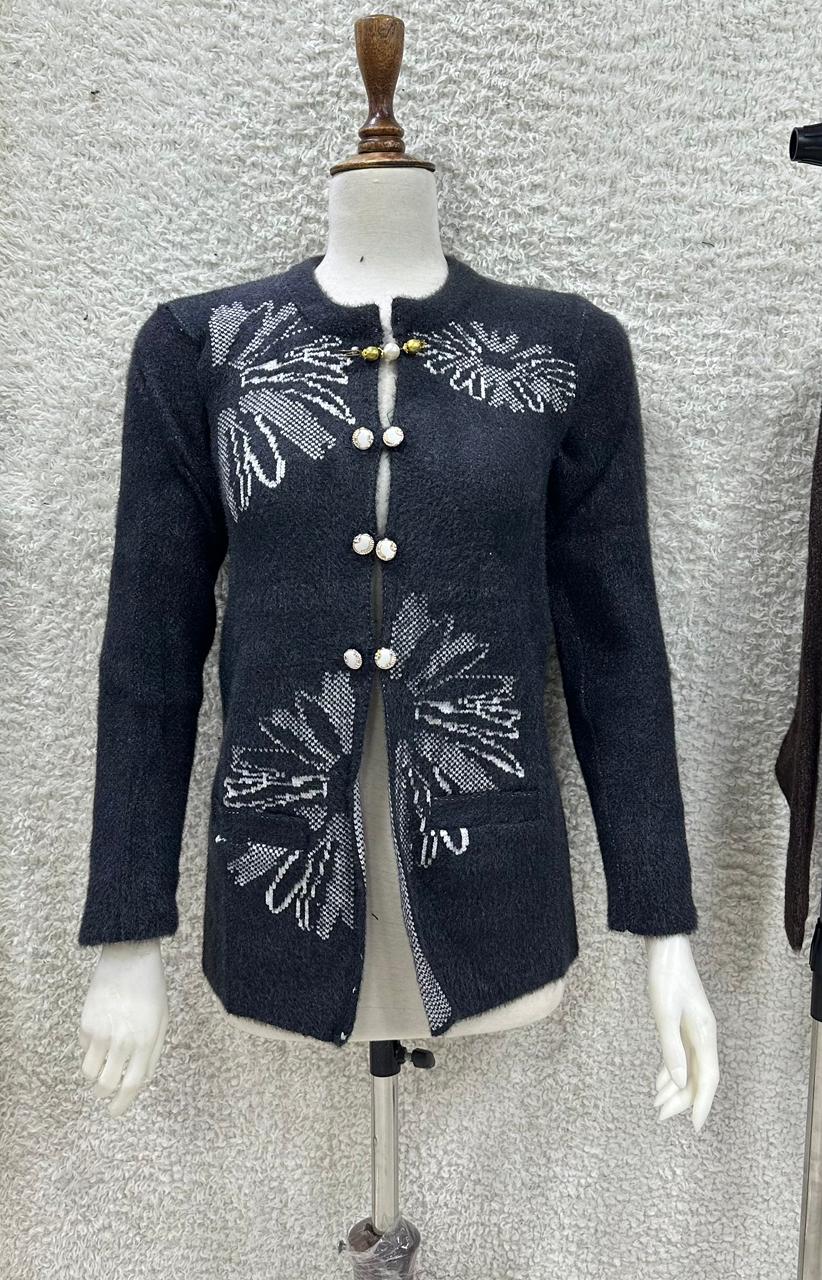 Winter Grace Buttoned