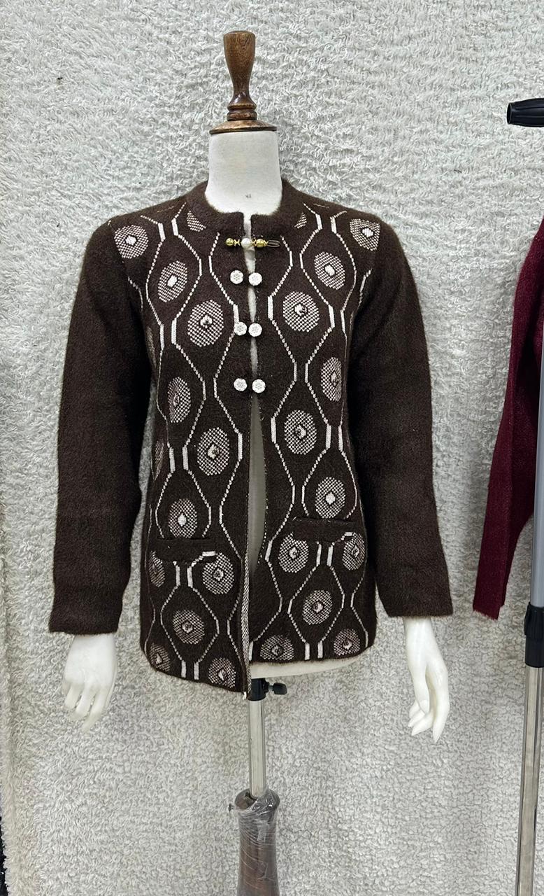 Winter Grace Buttoned