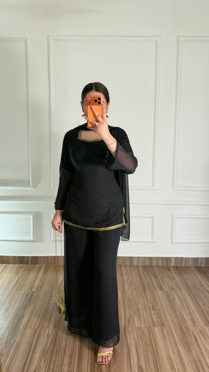 Laila Copper Luxe