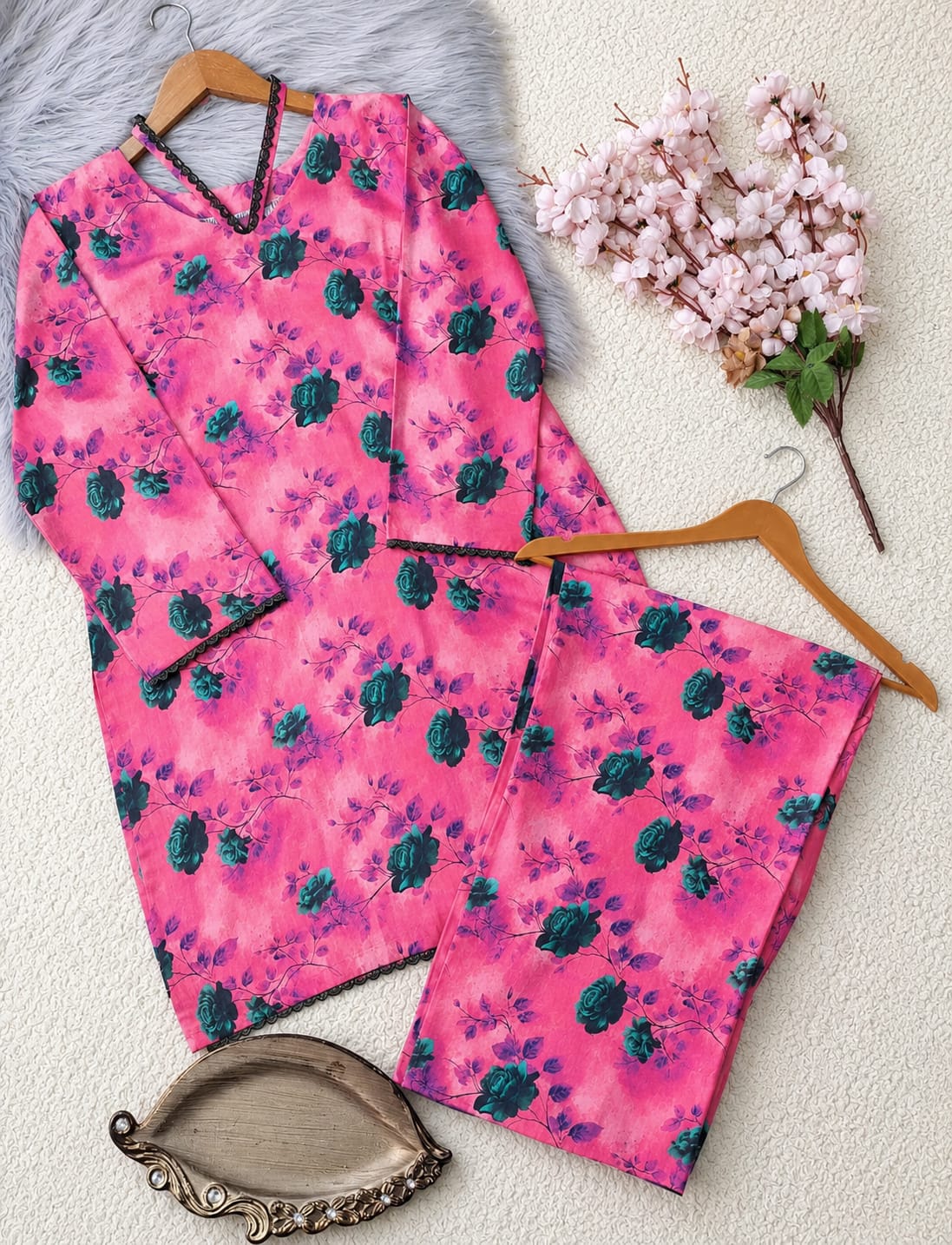 Lawn Farshi Shalwar Set