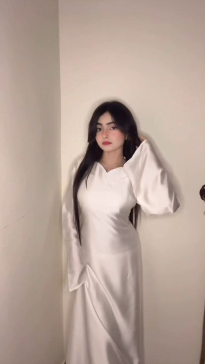 Ivora Silk Maxi