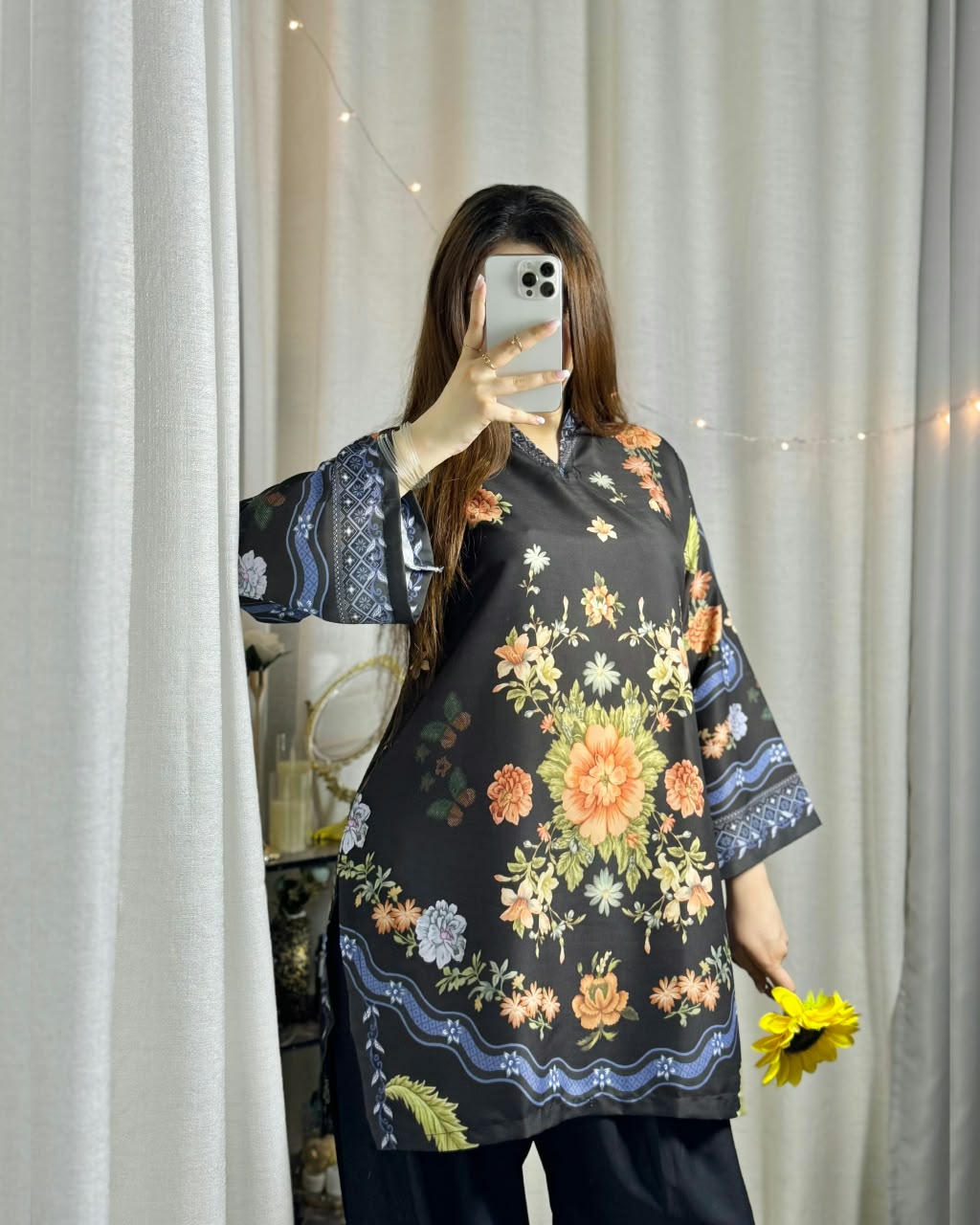 Inaya Digital Short 2-Piece