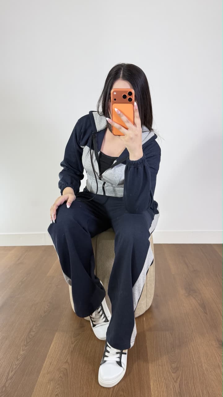 Pannel Track Suit