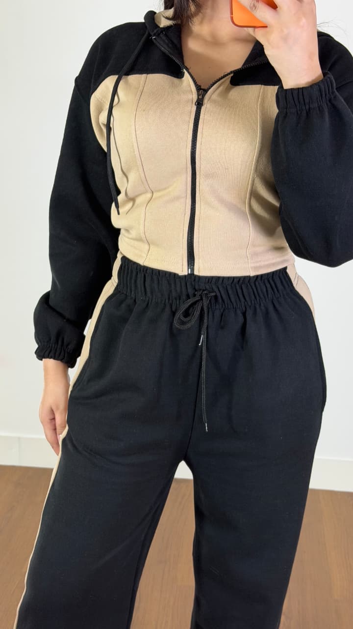 Pannel Track Suit