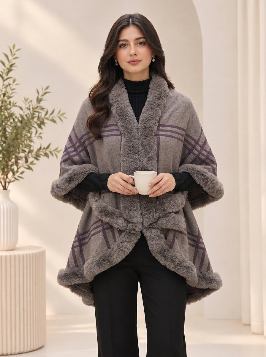 Double Cape Shawl 01
